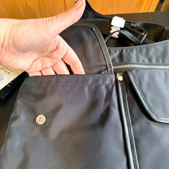 baggallini Hillcrest Hobo Crossbody Bag Black Nylon Removable RFID Wristlet - Picture 10 of 13